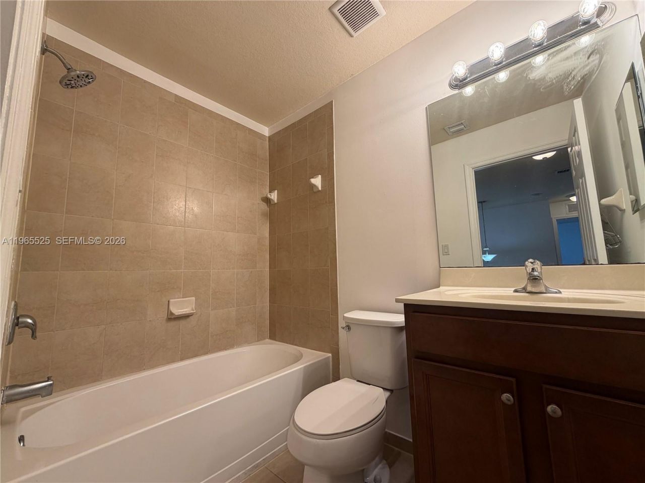 22411 SW 88th Pl, Unit 11-26, Cutler Bay, FL 33190 Photo