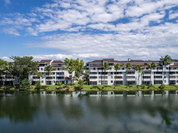 8275 SW 152nd Ave, Unit D-101, Miami, FL 33193