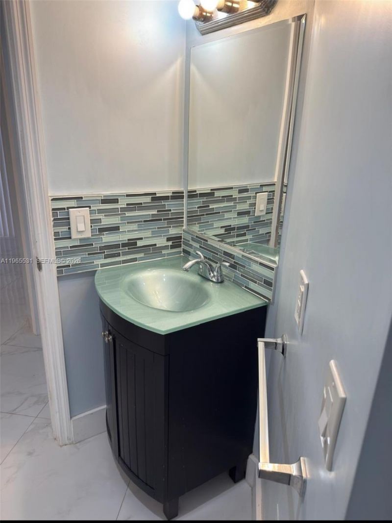 8275 SW 152nd Ave, Unit D-101, Miami, FL 33193 Photo