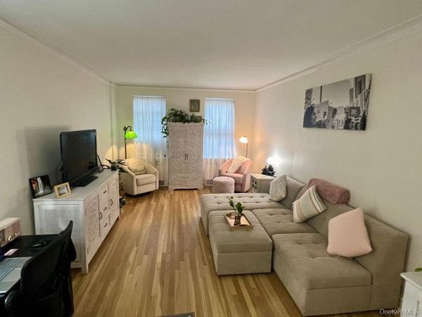 6863 108th Street , Unit 2F, Forest Hills, NY 11375