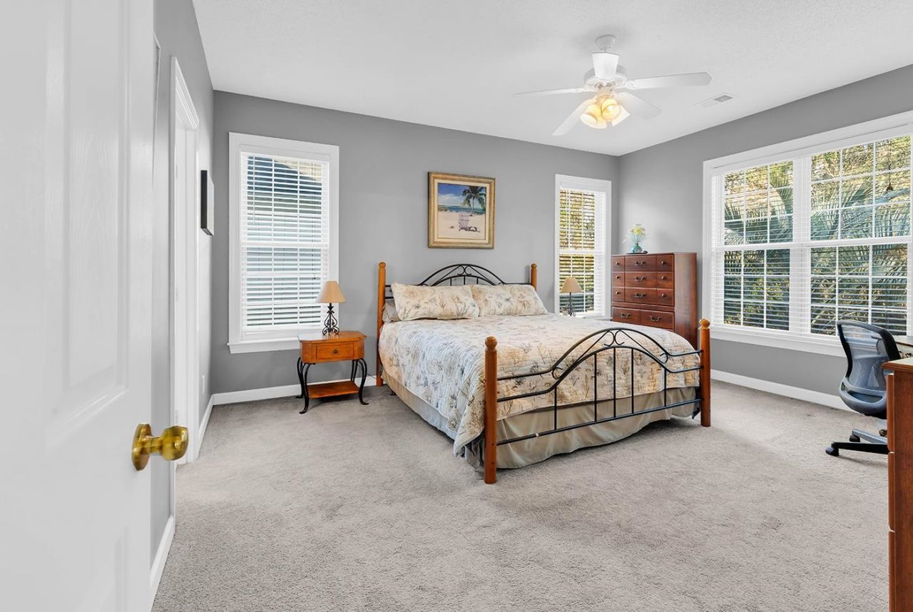 1185 N Blackmoor Dr. Photo 19