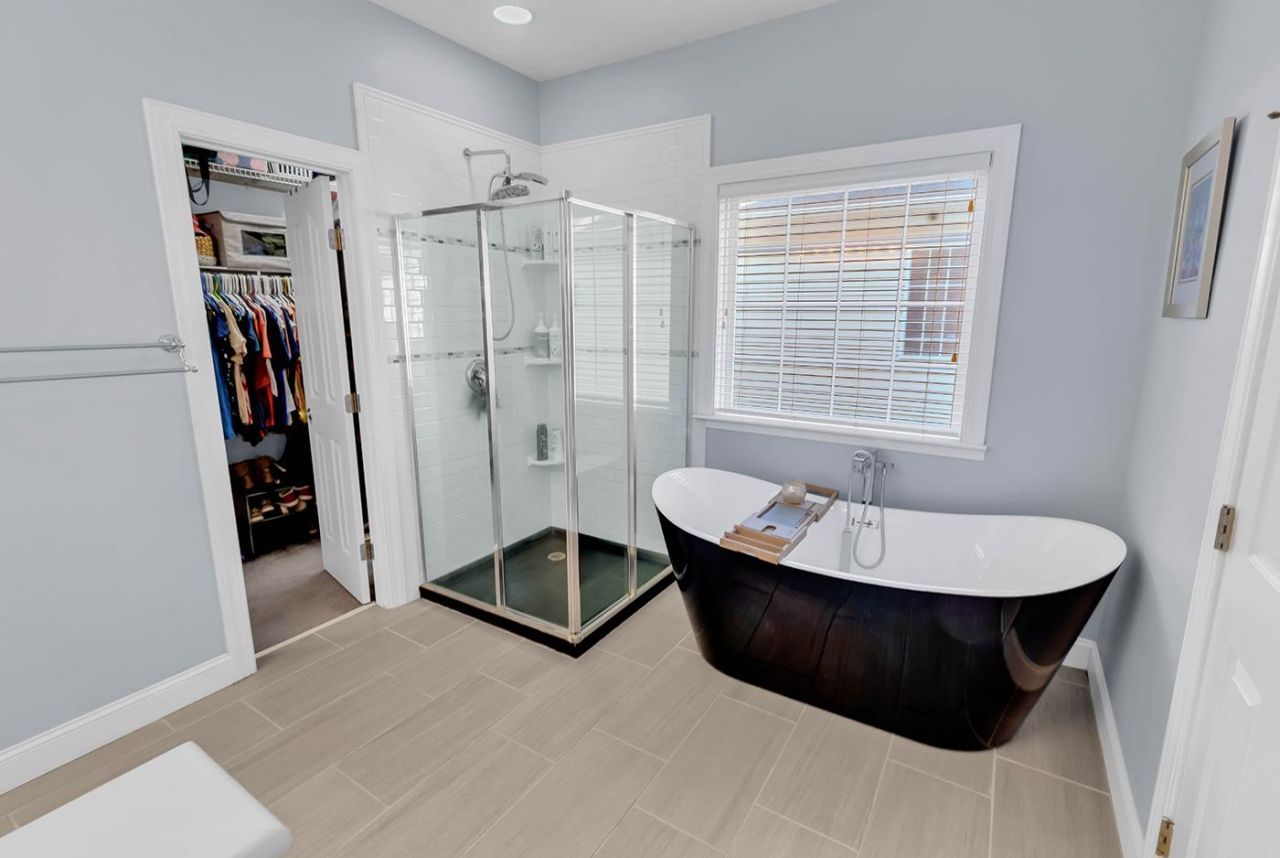 1185 N Blackmoor Dr. Photo 22