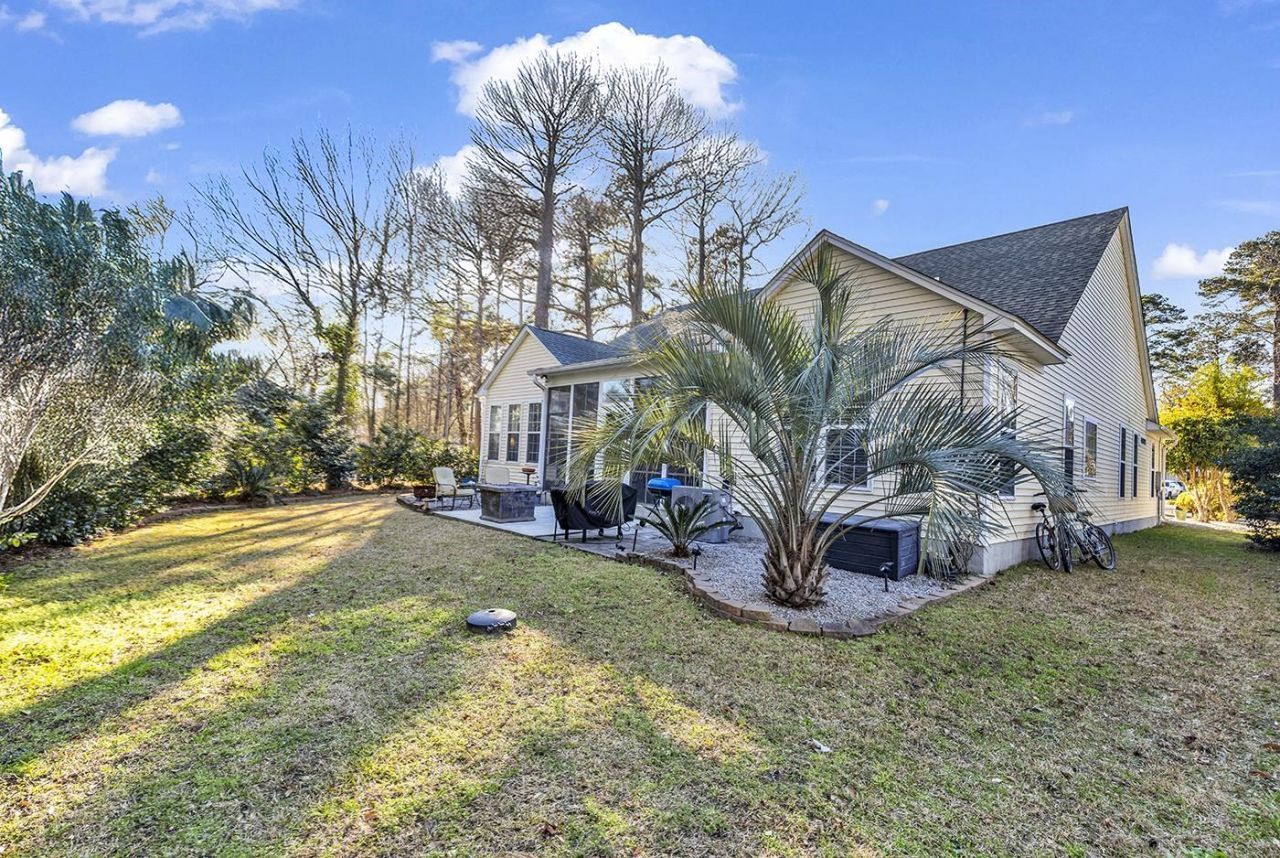 1185 N Blackmoor Dr. Photo 25