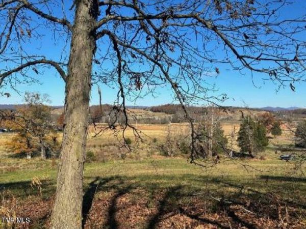 860 Yellow Springs Road, Midway, TN 37809