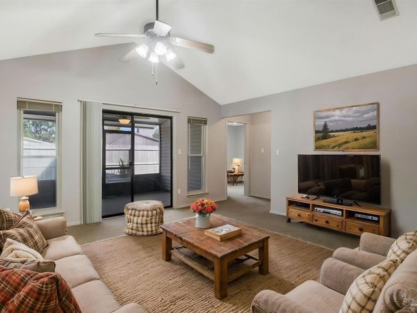 3020 Cedarwood Village Ln, Pensacola, FL 32514