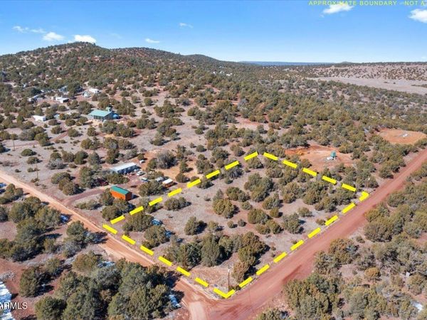 51 County Rd 3193, Unit 289, Vernon, AZ 85940