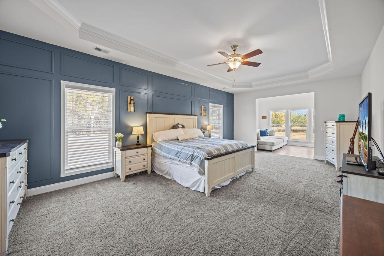 4802 Walking Horse Road Photo 15