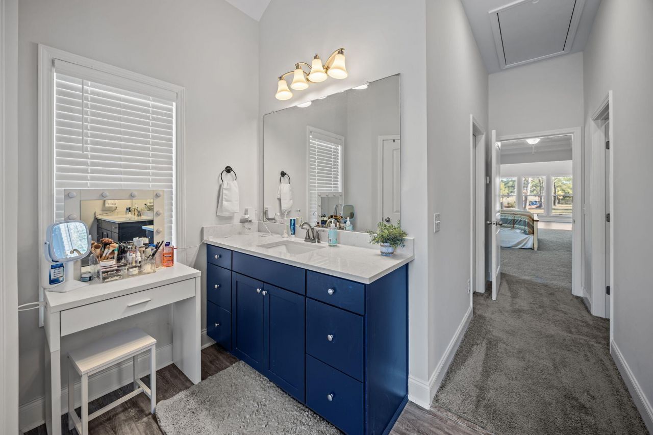 4802 Walking Horse Road Photo 19