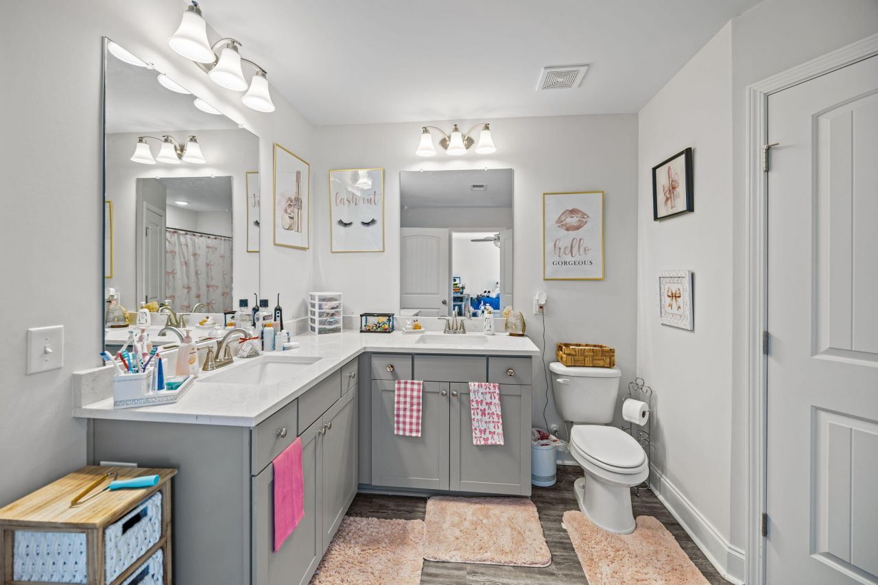 4802 Walking Horse Road Photo 26