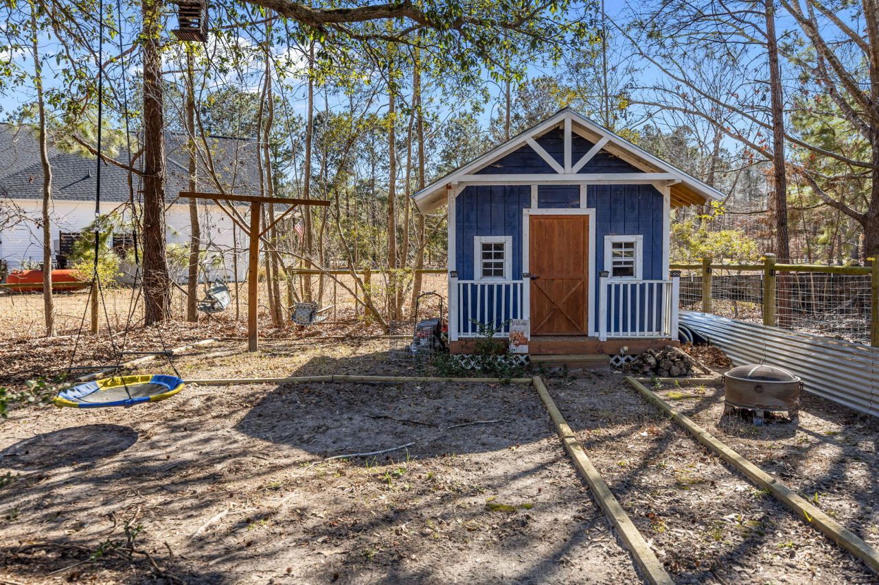 4802 Walking Horse Road Photo 36