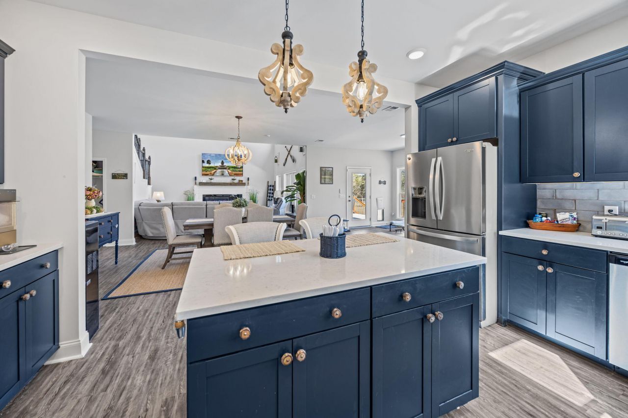 4802 Walking Horse Road Photo 9