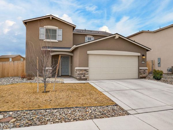 8960 Wolf River Drive, Reno, NV 89506