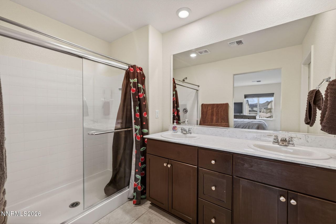 8960 Wolf River Drive, Reno, NV 89506 Photo