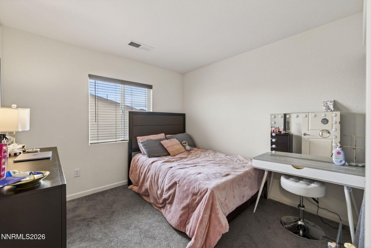 8960 Wolf River Drive, Reno, NV 89506 Photo