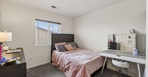 8960 Wolf River Drive, Reno, NV 89506 Photo