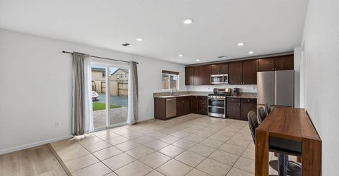 8960 Wolf River Drive, Reno, NV 89506 Photo