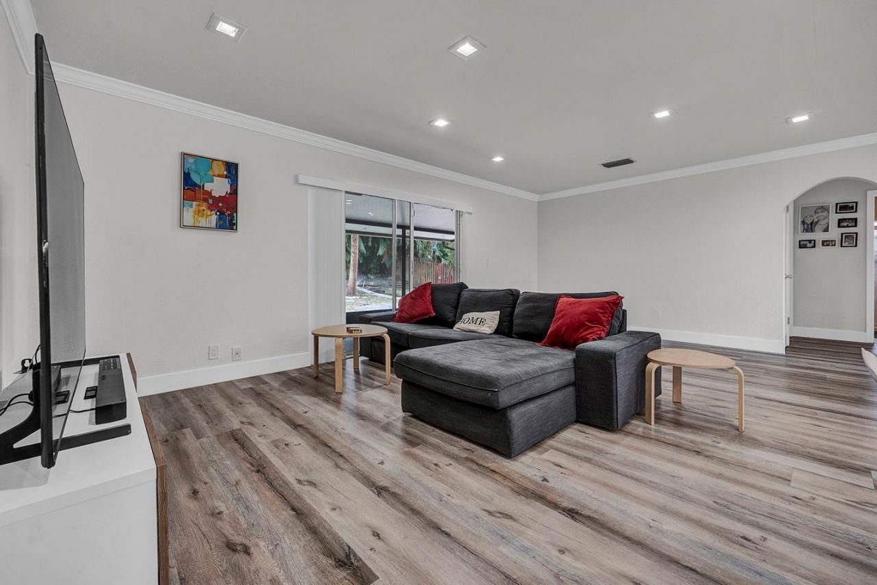 19667 Delaware Circle, Boca Raton, FL 33434 Photo