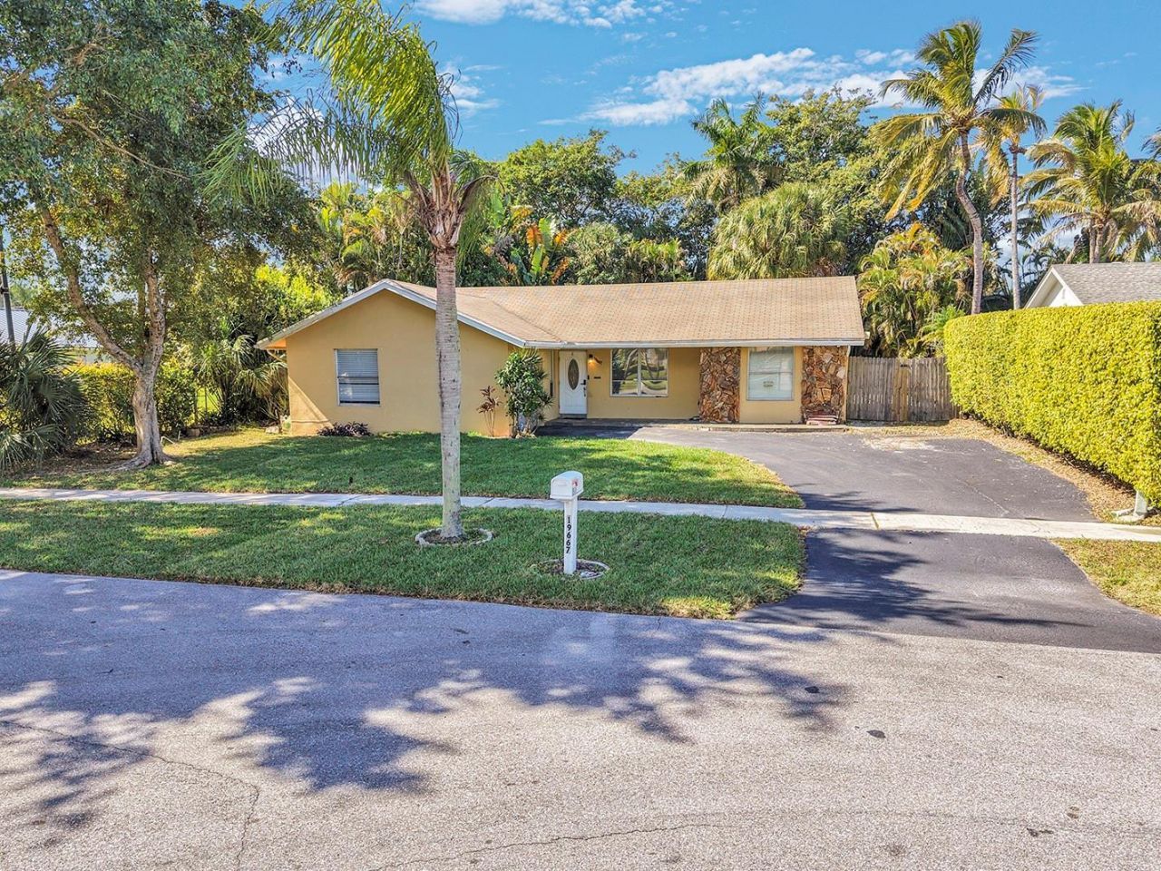 19667 Delaware Circle, Boca Raton, FL 33434 Photo