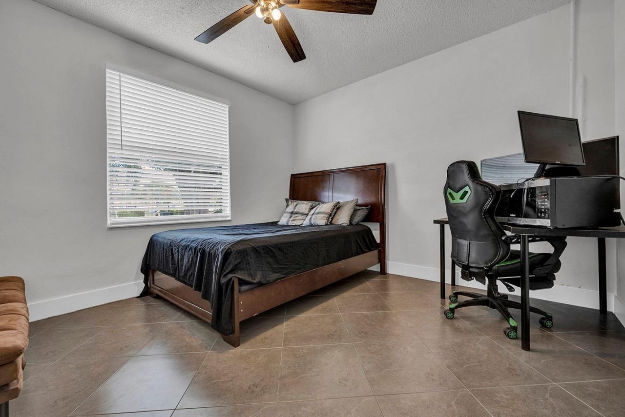 19667 Delaware Circle, Boca Raton, FL 33434 Photo