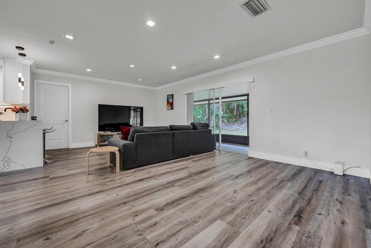 19667 Delaware Circle, Boca Raton, FL 33434 Photo