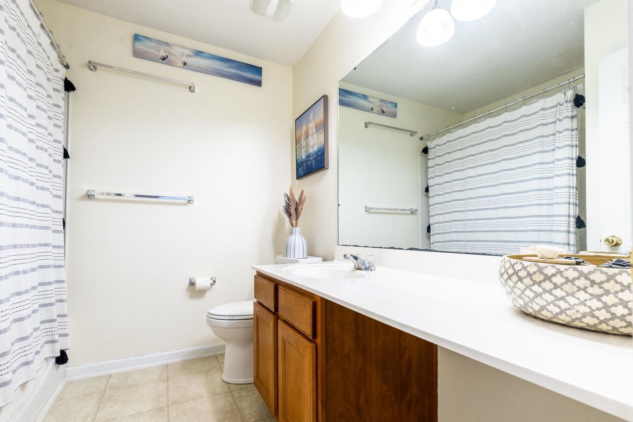 5148 Torrey Lane Photo 15