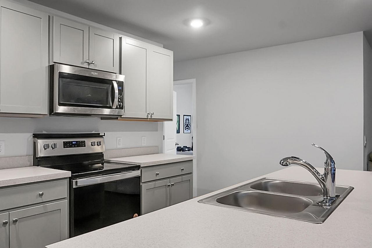 639 Red Mulberry Road Photo 14