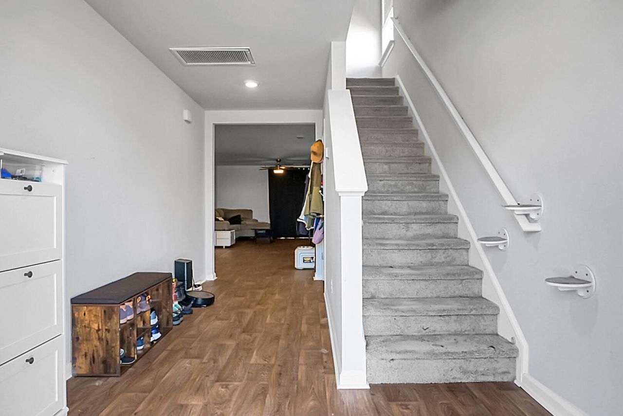 639 Red Mulberry Road Photo 28