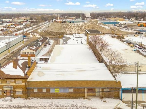 14290 Meyers Road , Detroit, MI 48227