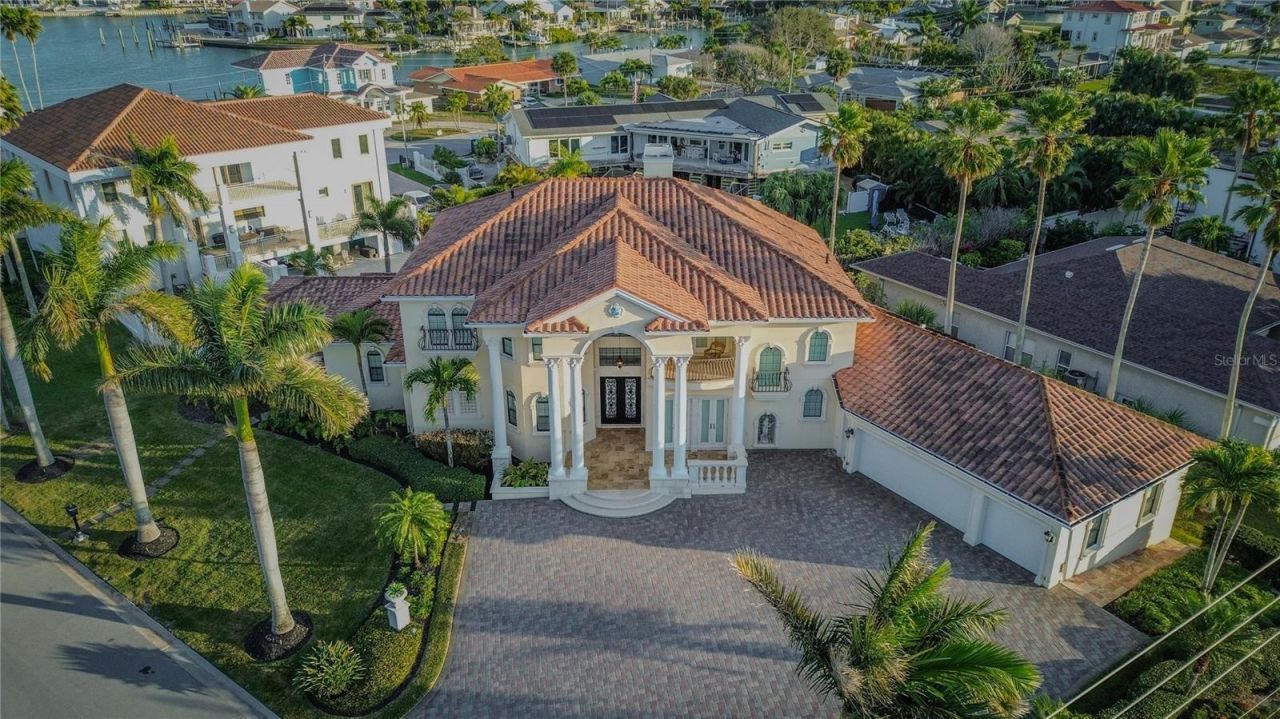 3341 Gulf Boulevard, Belleair Beach, FL 33786 Photo