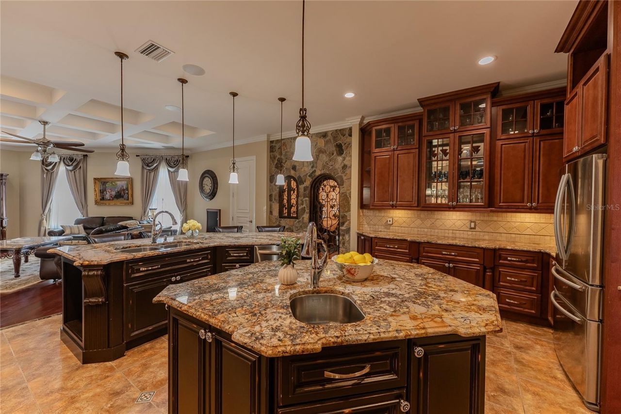 3341 Gulf Boulevard, Belleair Beach, FL 33786 Photo