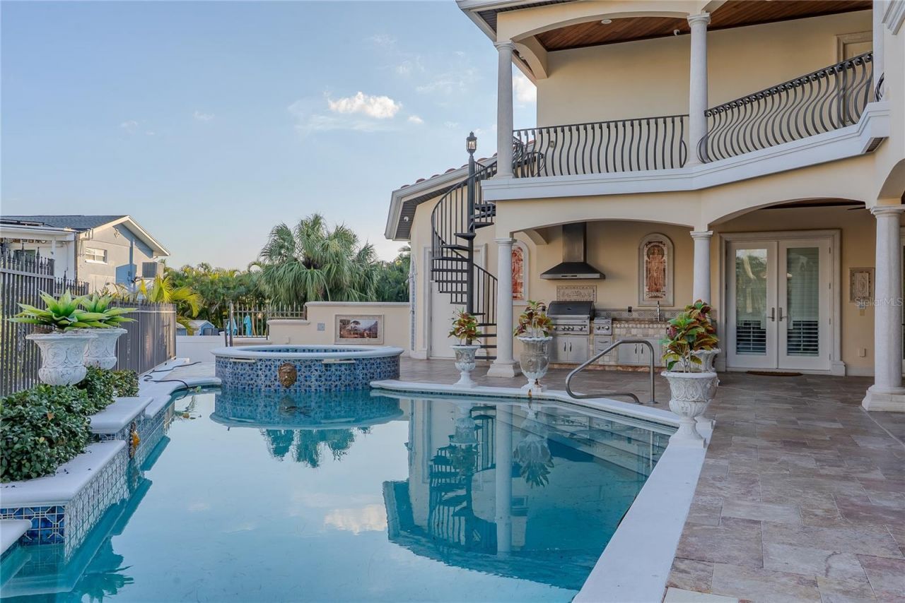 3341 Gulf Boulevard, Belleair Beach, FL 33786 Photo