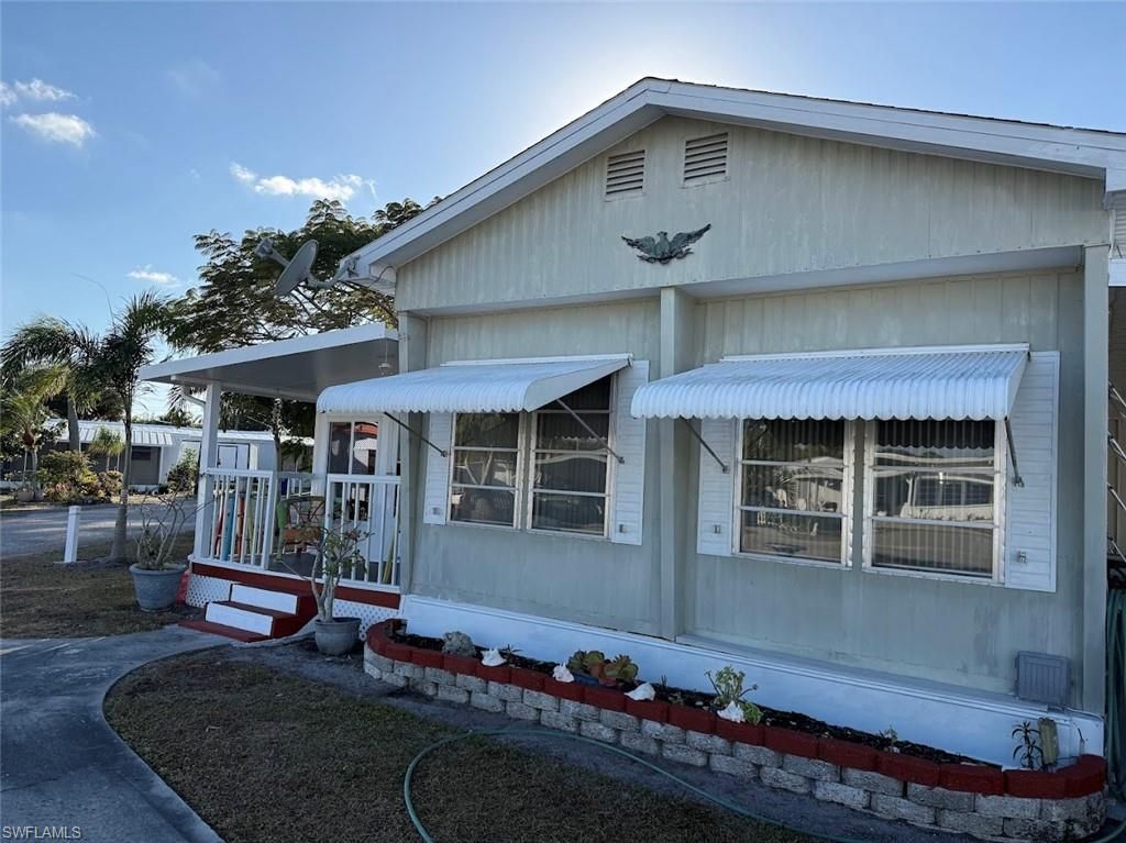 123 Flame Ln , North Fort Myers, FL 33917 Photo