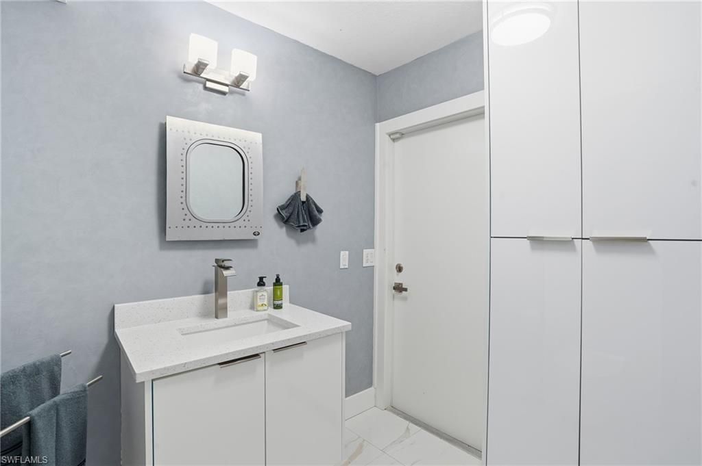 1205 Caloosa Dr, Fort Myers, FL 33901 Photo