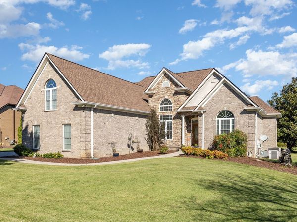 1036 Watkins Creek Dr, Franklin, TN 37067