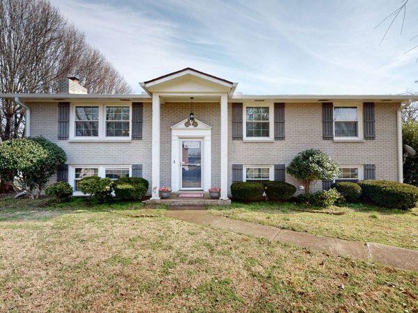 605 Des Moines Dr, Hermitage, TN 37076
