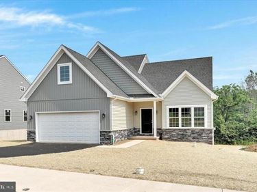 231 PILGRIM DRIVE, LANCASTER, PA 17603