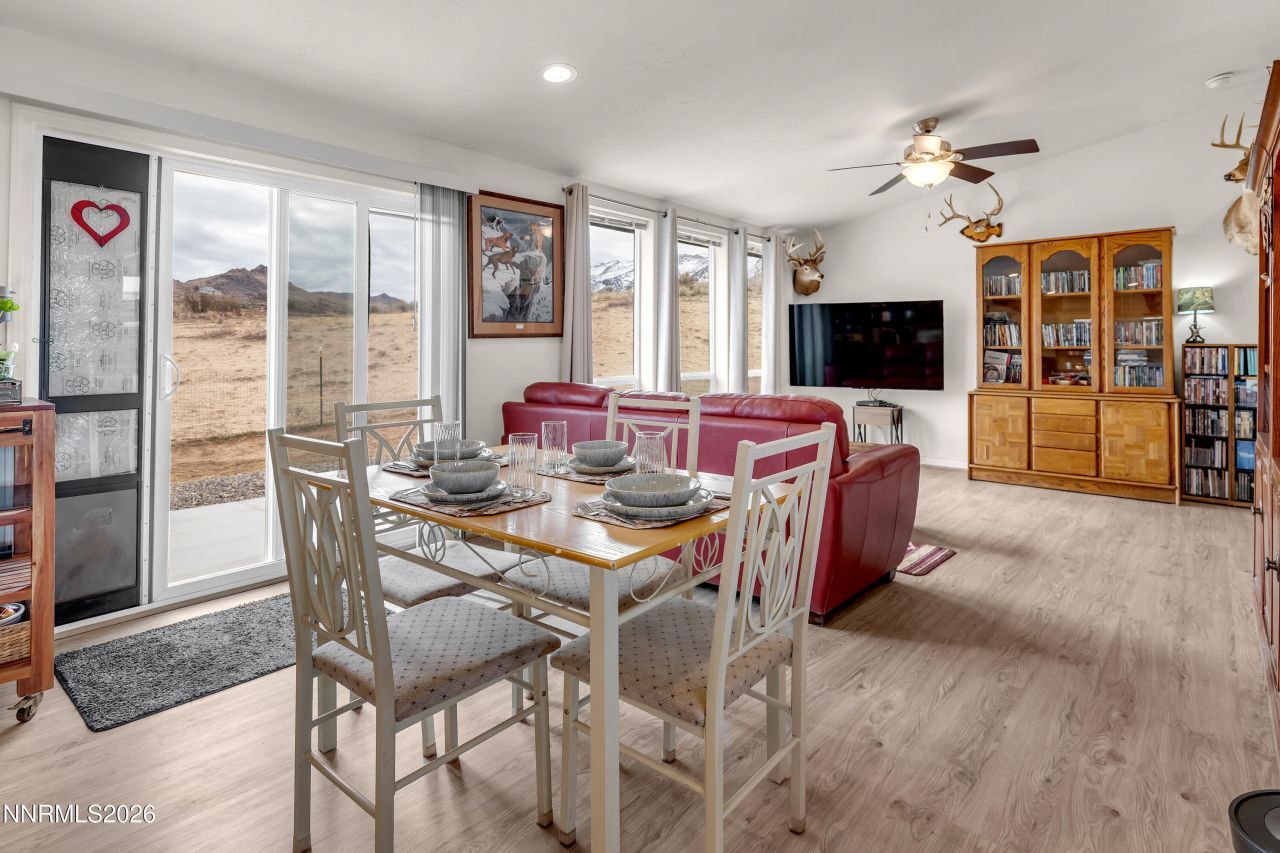 105 Arabian Way, Reno, NV 89508 Photo