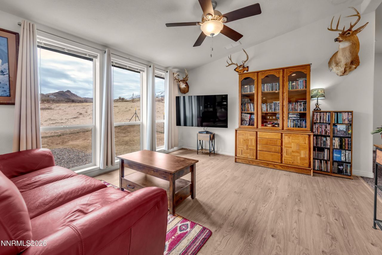 105 Arabian Way, Reno, NV 89508 Photo