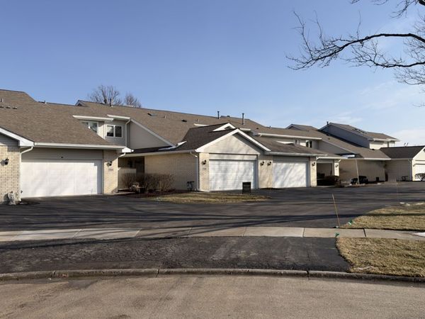 7717 W 158th Court, Orland Park, IL 60462