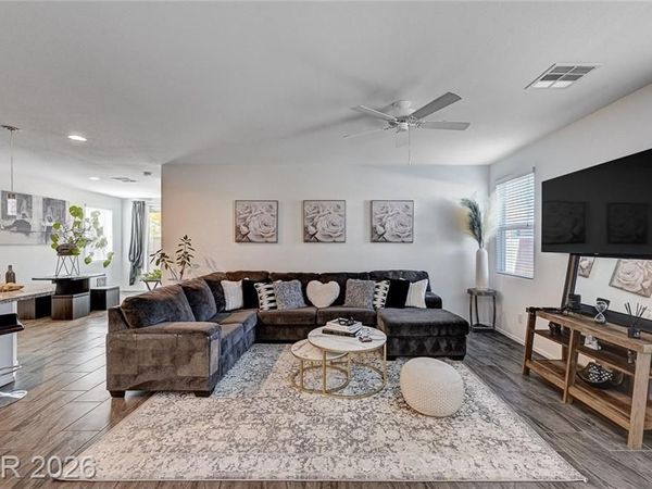 8164 Golden Cholla Avenue , Las Vegas, NV 89179