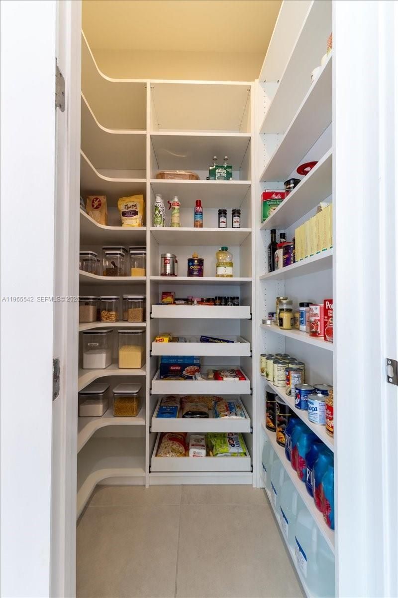 8096 NW 48th Ter , Doral, FL 33166 Photo