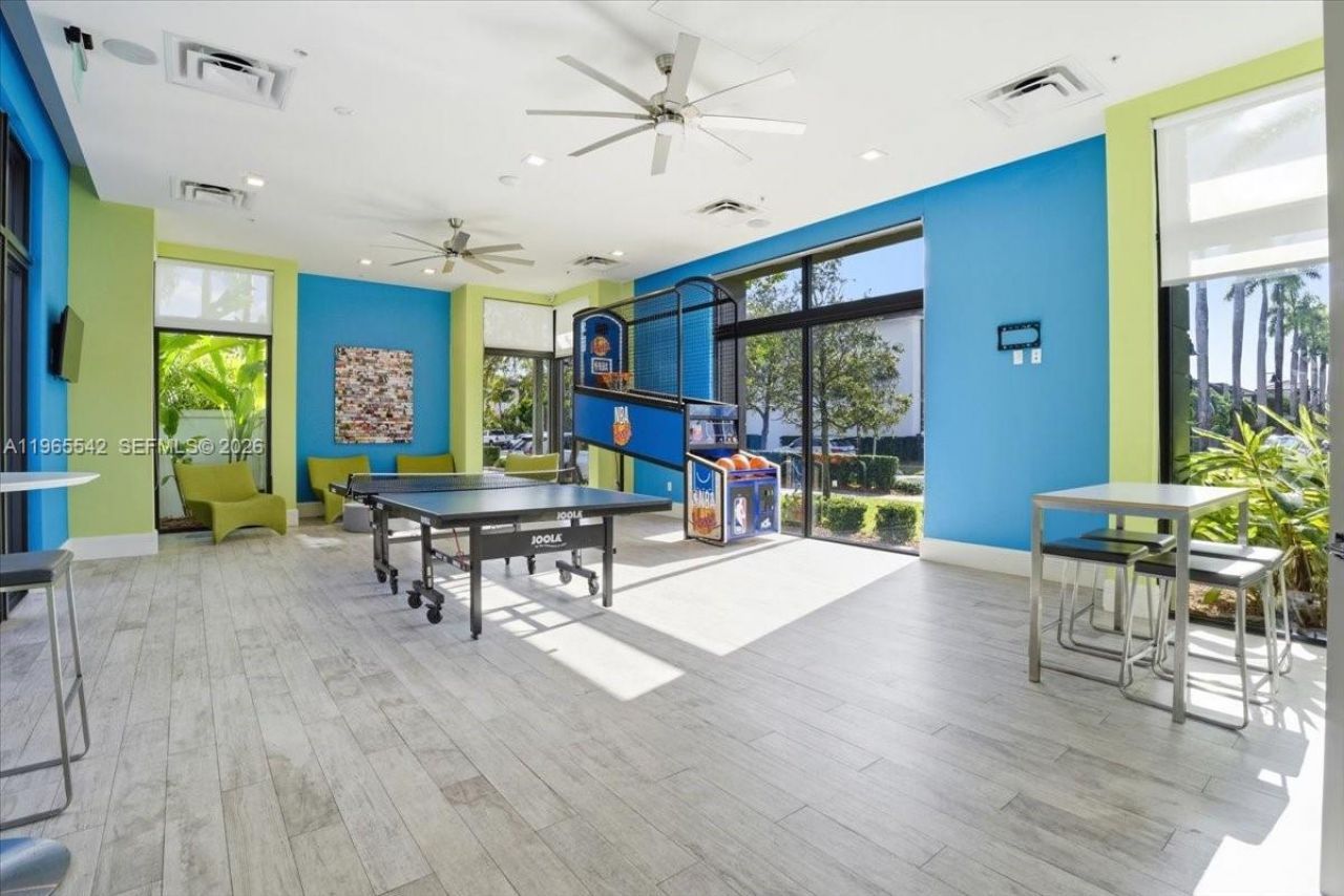 8096 NW 48th Ter , Doral, FL 33166 Photo