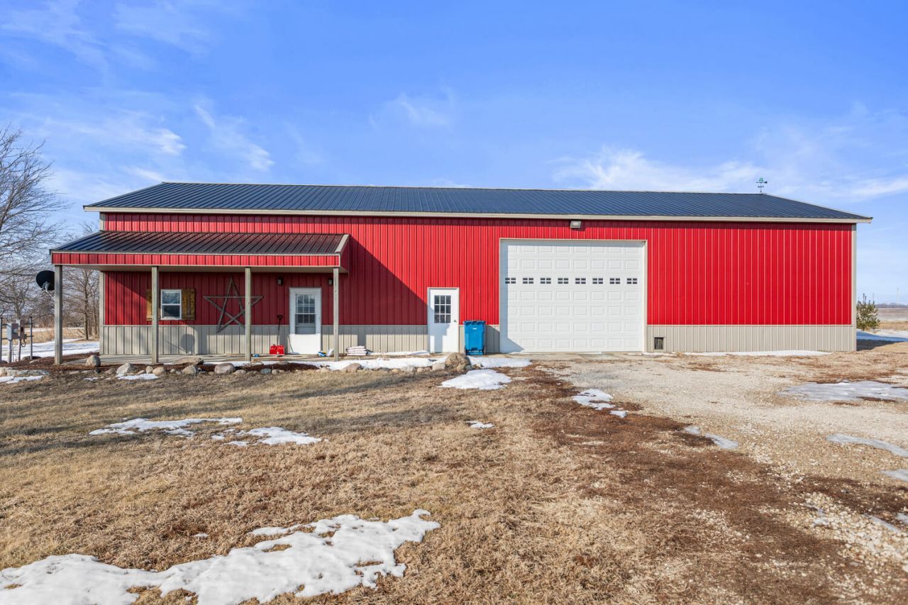 20640 N 830 East Road, Oakwood, IL 61858 Main Photo