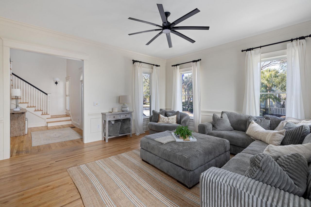 102 Bellinger Street Photo 27