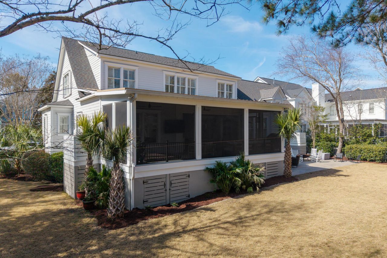 102 Bellinger Street Photo 42