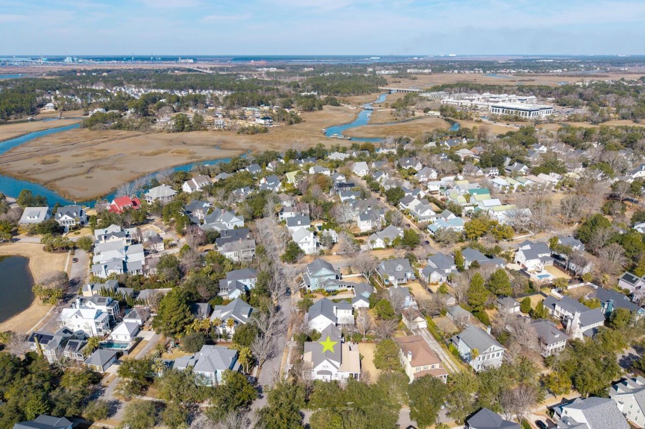 102 Bellinger Street Photo 58