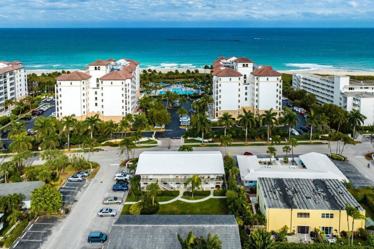 100 Bravado Lane, Unit 2, Palm Beach Shores, FL 33404 Photo