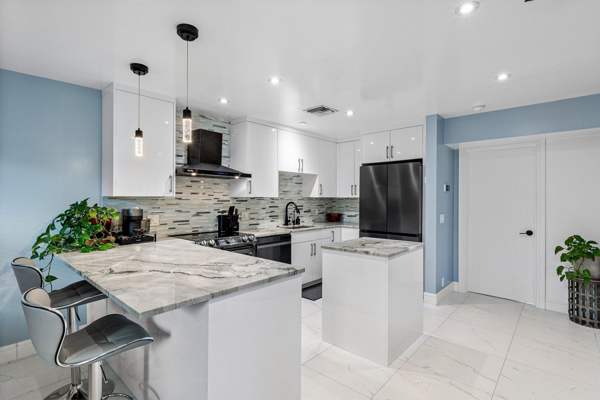 100 Bravado Lane, Unit 2, Palm Beach Shores, FL 33404 Photo