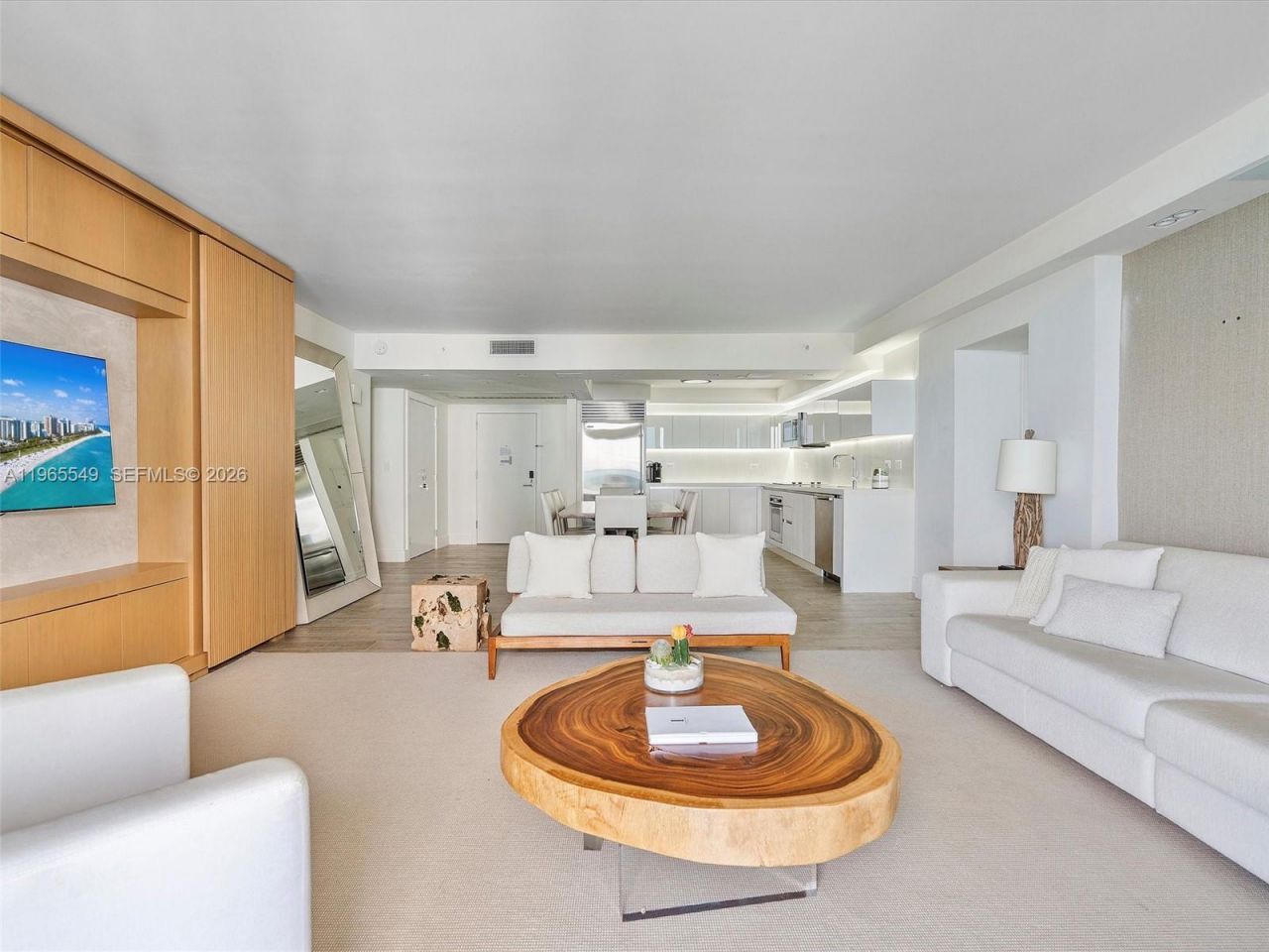 102 24th St , Unit 1119, Miami Beach, FL 33139 Photo