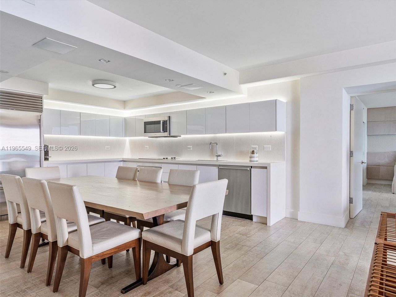 102 24th St , Unit 1119, Miami Beach, FL 33139 Photo